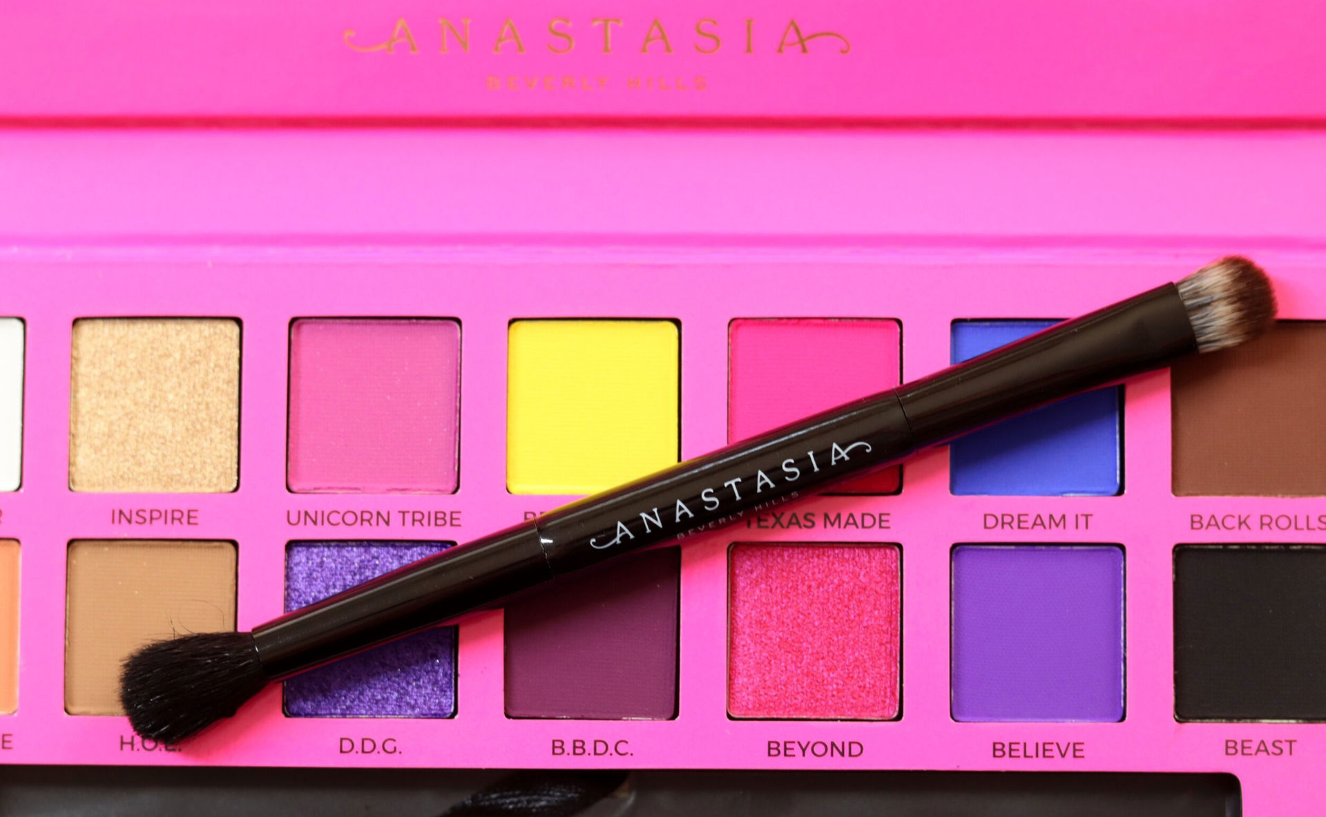 پالت سایه آناستازیا مدل آلیسا ادوارد Anastasia Alyssa Edwards Eyeshadow Palette