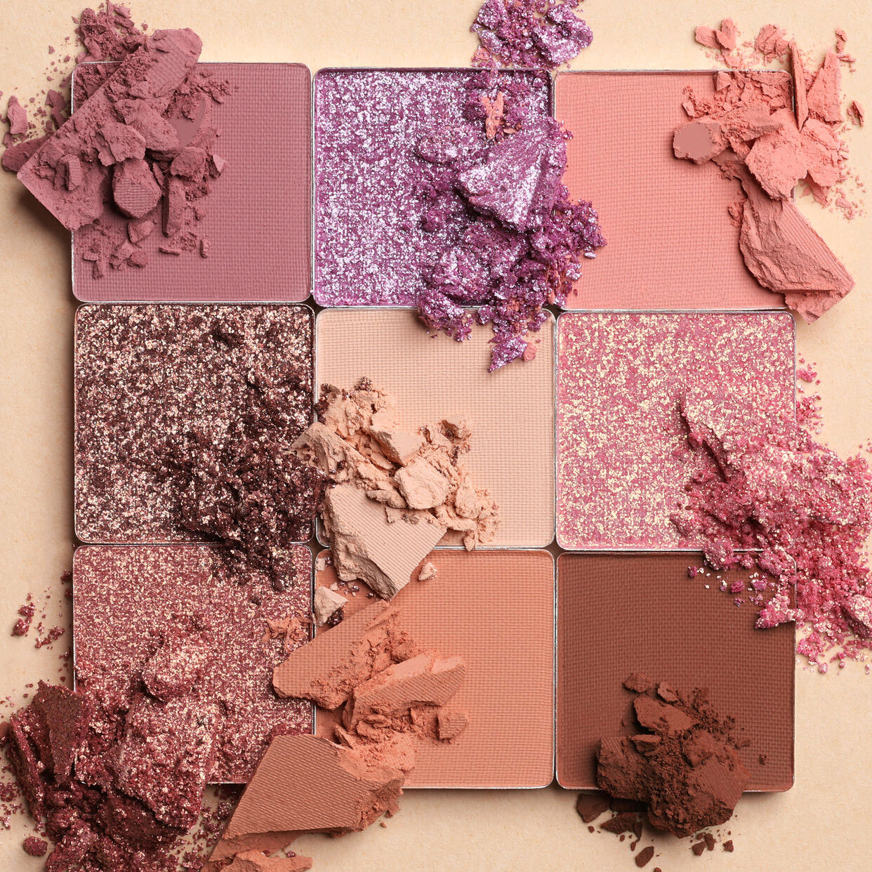 پالت سایه هدی بیوتی مدل نود لایت Huda Beauty Nude Light Eyeshadow Palette