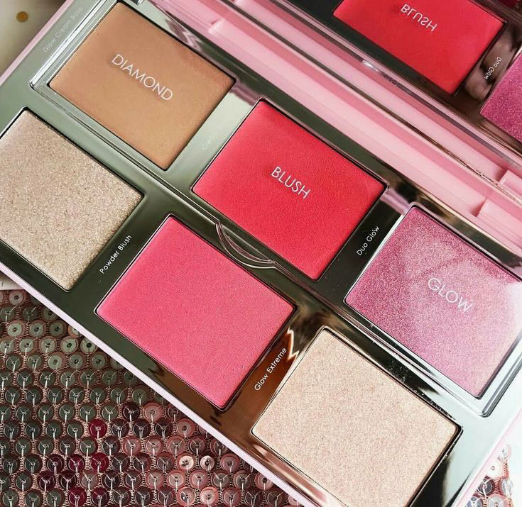 پالت رژگونه ناتاشا دنونا مدل دیاموند اند بلاش Natasha Denona diamond and blush Blush Palette