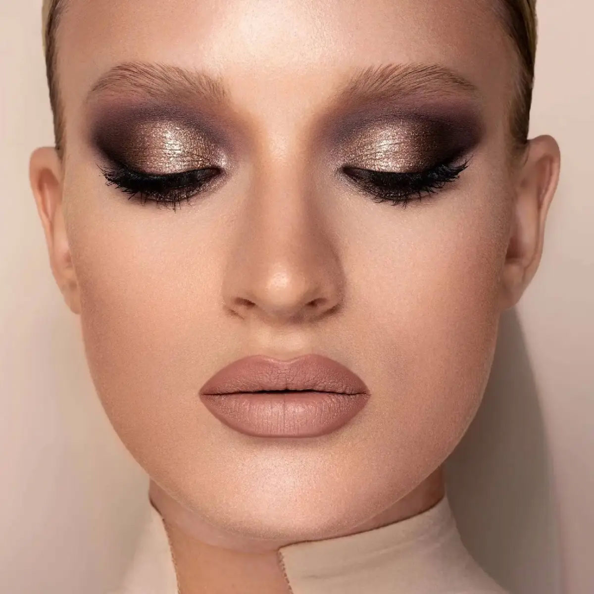 پالت سایه ناتاشا دنونا مدل آی نید انود Natasha Denona I Need A Nude Eyeshadow Palette