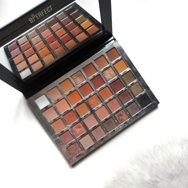 پالت سایه بی پرفکت مدل میوتد B Perfect Muted Eyeshadow Palette